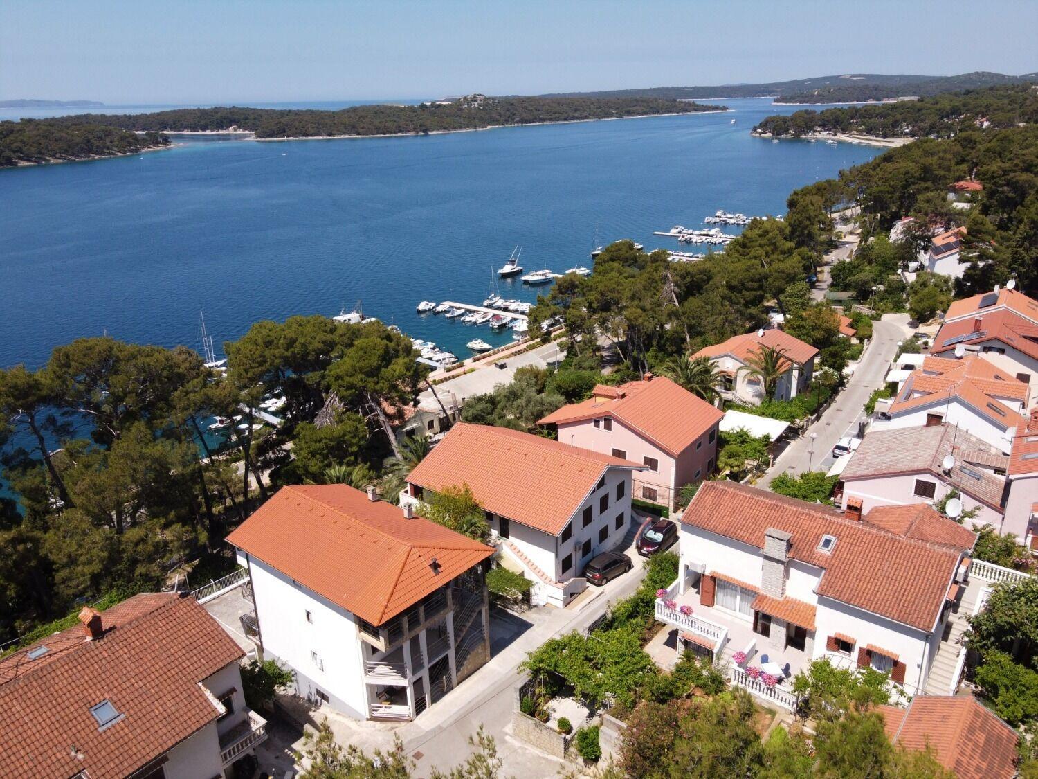 Apartment Luce Mali Lošinj Eksteriør billede